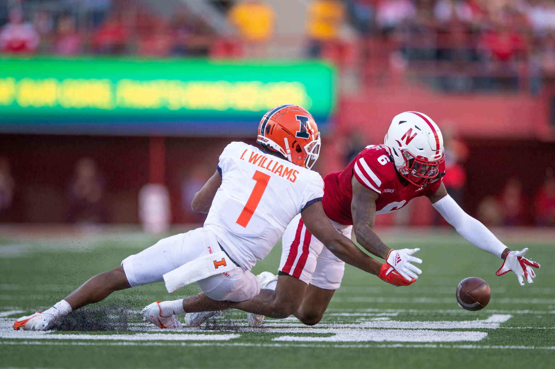103022-owh-spo-nebraskaillinois-kc0011B.JPG